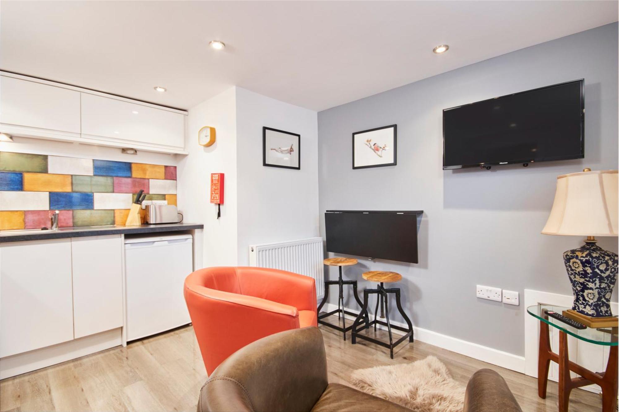 Gateway Mews - Serviced Apartments 케그워스 외부 사진