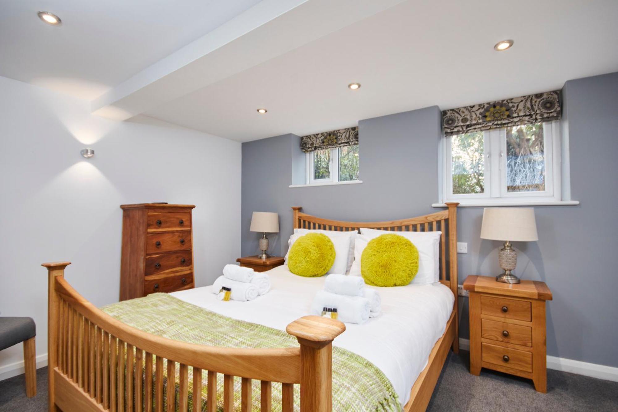 Gateway Mews - Serviced Apartments 케그워스 외부 사진